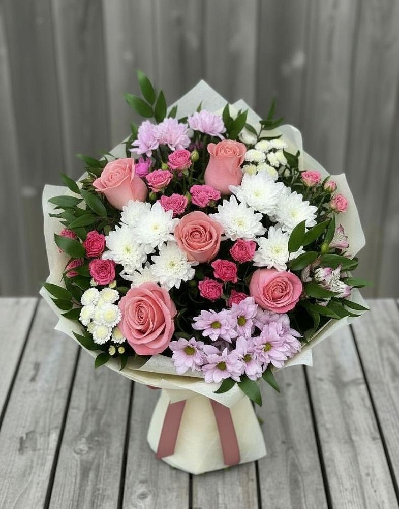 Букет цветов из: Альстромерии, Гвоздики, Розы и Хризантемы в Волжанце