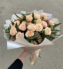 Букет Кремовые розы Латте в Волжанце
