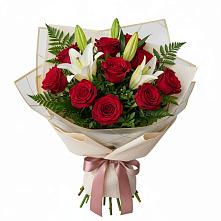 Букет цветов из:  Лилии и Розы в Волжанце