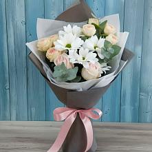 Букет цветов из:  Хризантемы и Розы #REPLACE_PRED# Волжанце