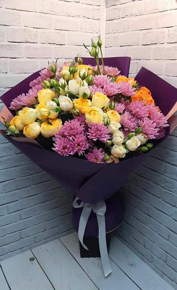 Букет цветов из: Хризантемы и Розы в Волжанце