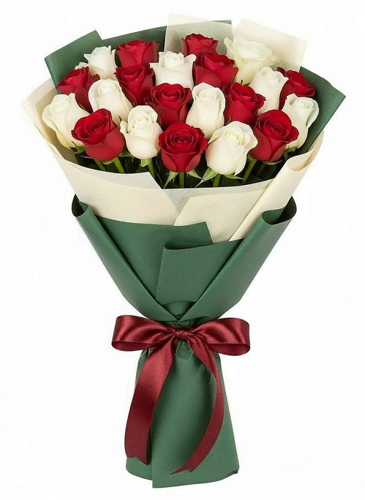 Букет Микс из красных и белых роз в Волжанце