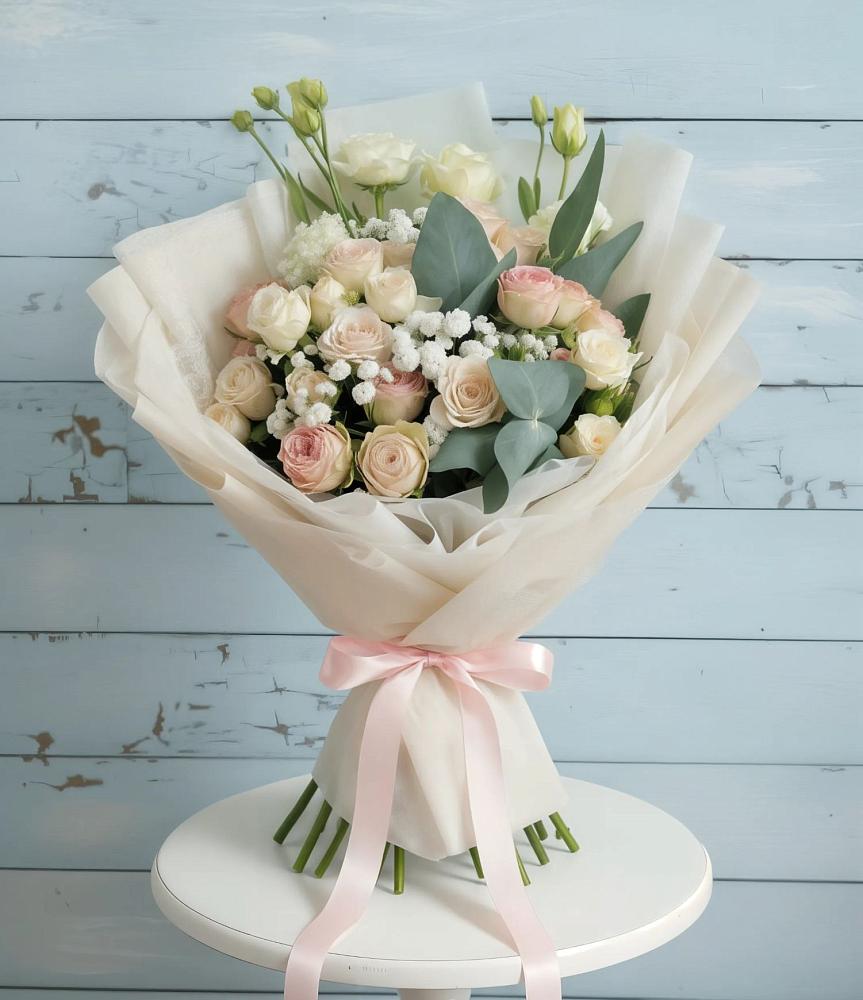 Букет цветов из: Розы и Лизиантусы в Волжанце