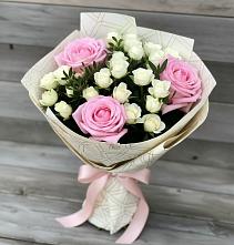 Букет цветов из:  Розы в Волжанце