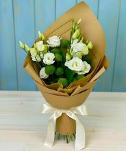 Букет цветов из:  Хризантемы и Лизиантусы #REPLACE_PRED# Волжанце