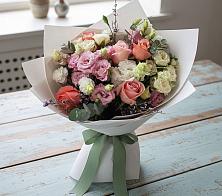 Букет цветов из:  Розы, Лизиантусы и Гвоздики #REPLACE_PRED# Волжанце