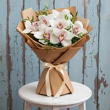 Букет цветов из:  Орхидеи и Розы в Волжанце